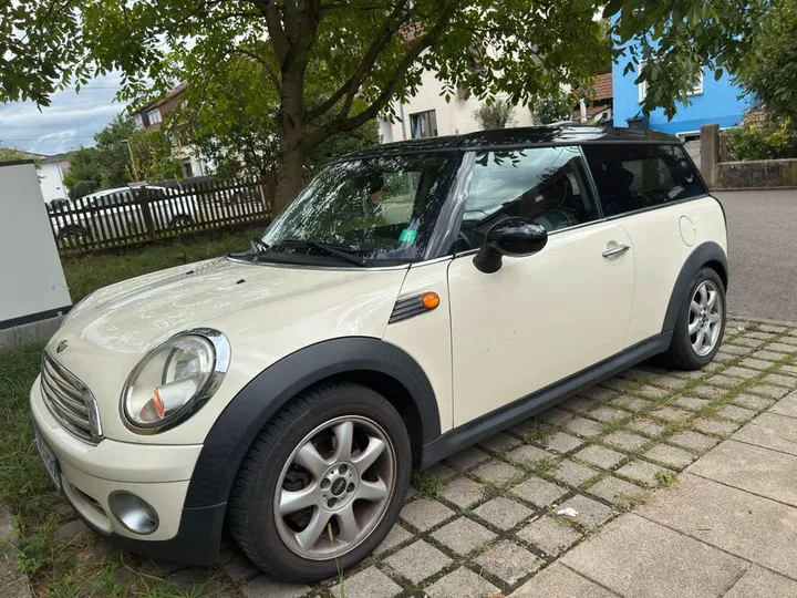 MINI Cooper Clubman