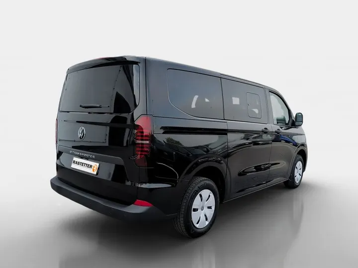Volkswagen T7 Kombi
