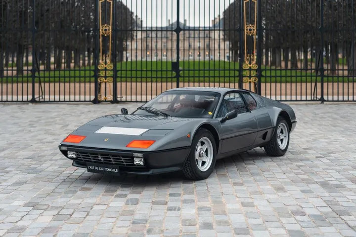 Ferrari 512
