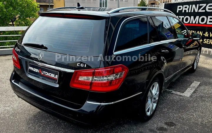 Mercedes-Benz E 200