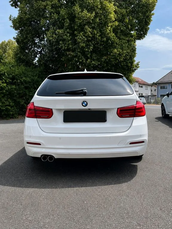 BMW 325