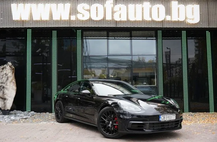 Porsche Panamera