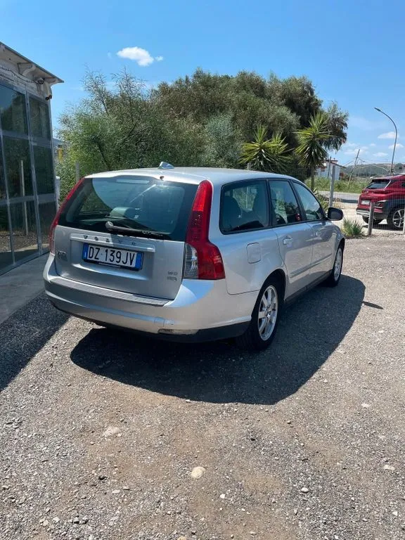 Volvo V50