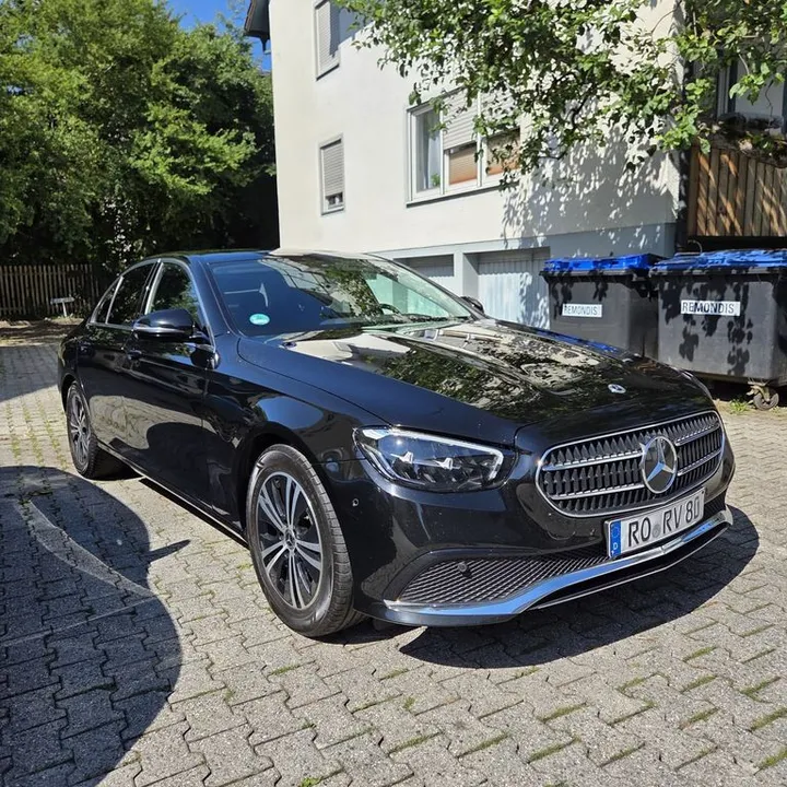 Mercedes-Benz E 220