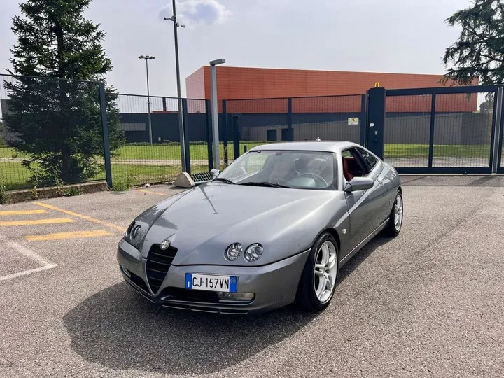 Alfa Romeo GTV