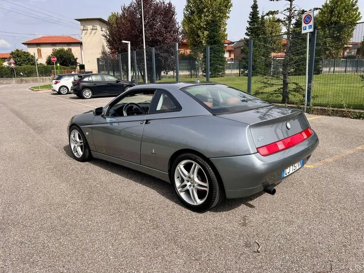 Alfa Romeo GTV
