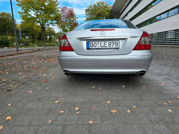 Mercedes-Benz E 280