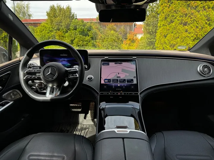 Mercedes-Benz EQE