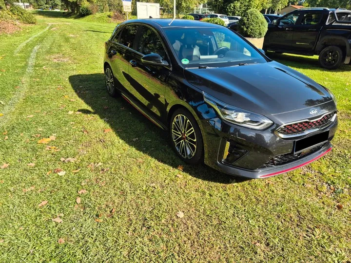 Kia cee'd / Ceed