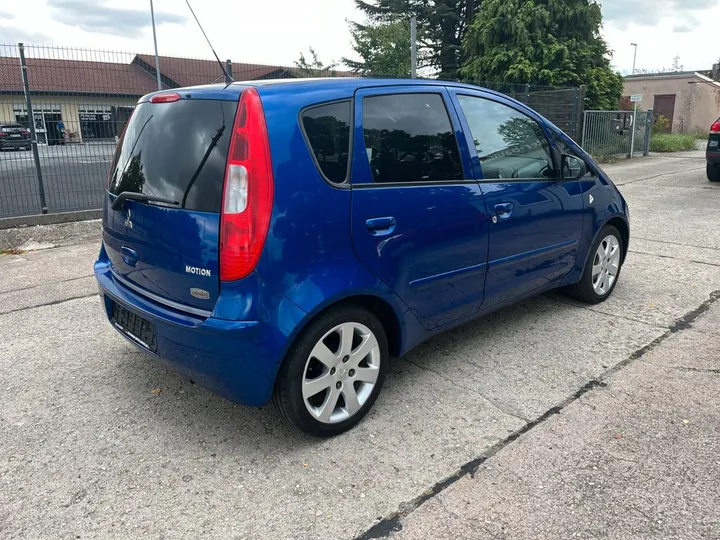 Mitsubishi Colt