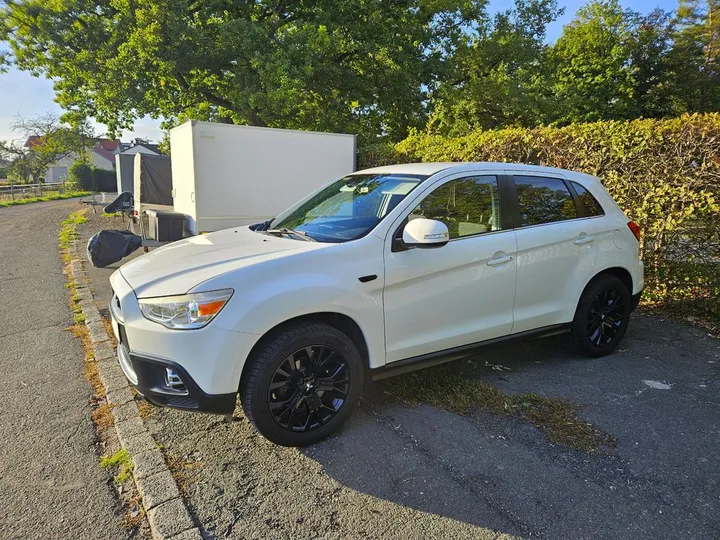 Mitsubishi ASX