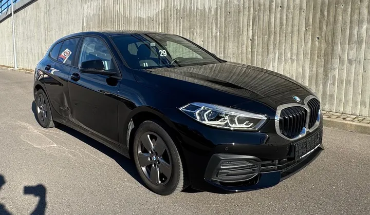 BMW 118