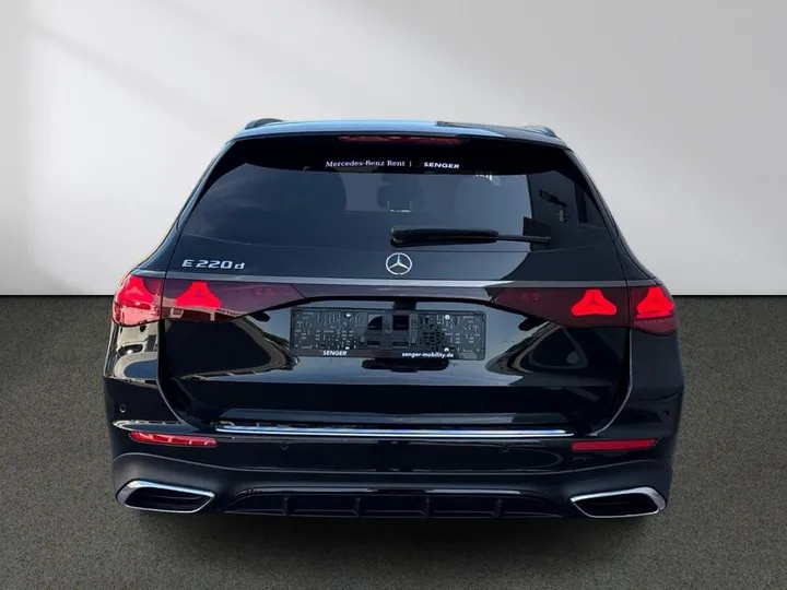 Mercedes-Benz E 220