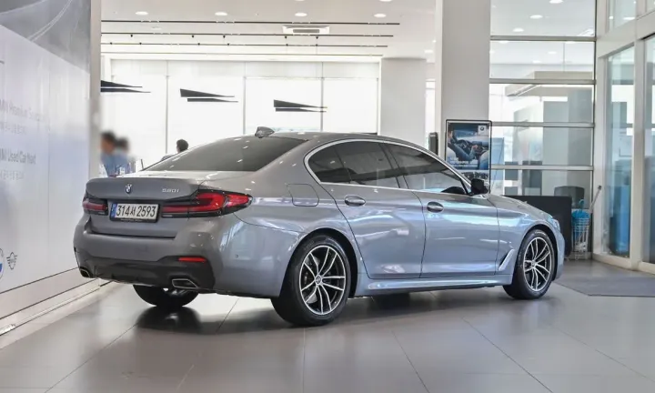 BMW 5-Series