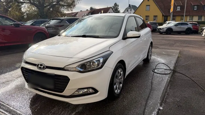 Hyundai i20