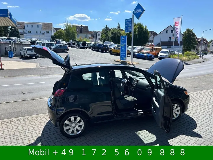 Mitsubishi Colt