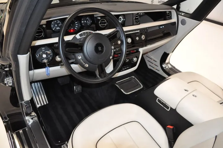 Rolls-Royce Phantom