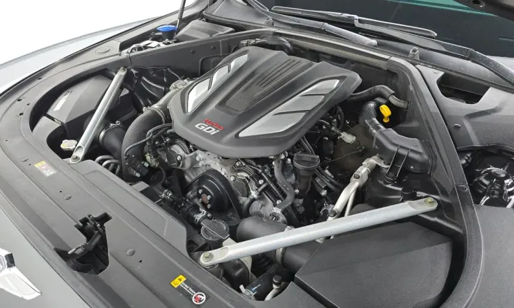 Genesis EQ900