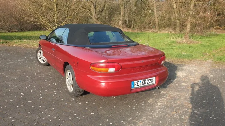 Chrysler Stratus