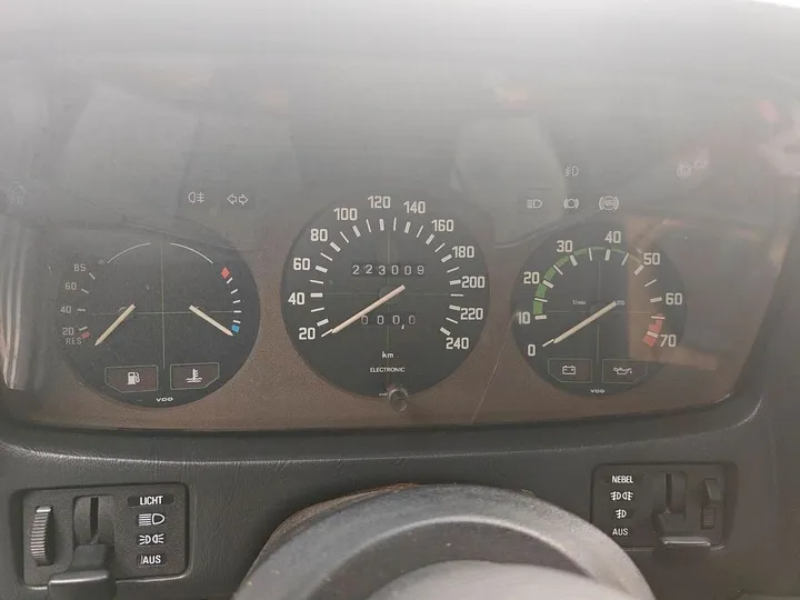 BMW 732