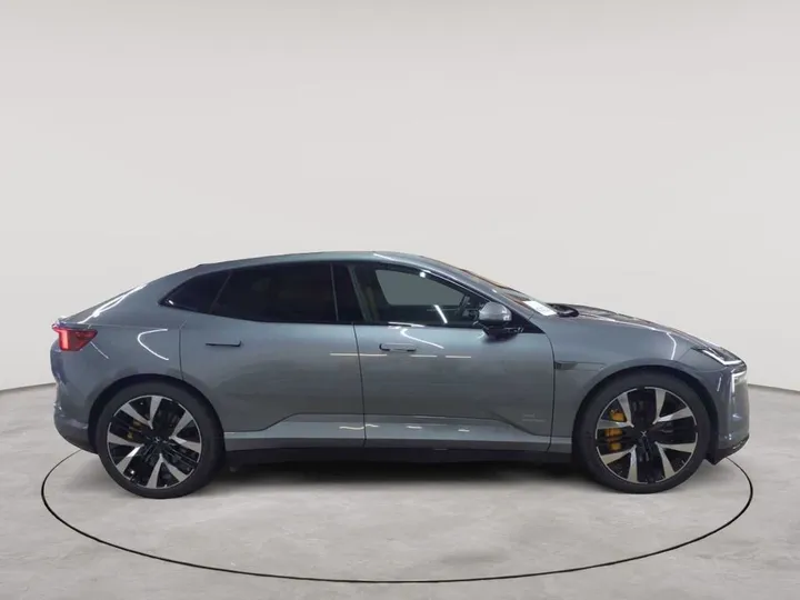 Polestar 4