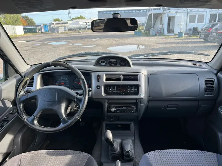 Mitsubishi L200