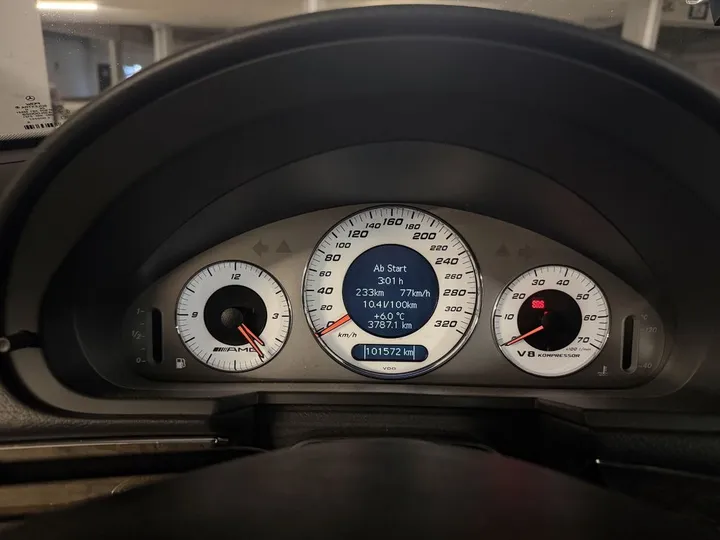 Mercedes-Benz E 55 AMG