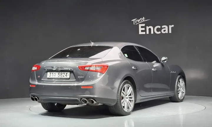 Maserati Ghibli