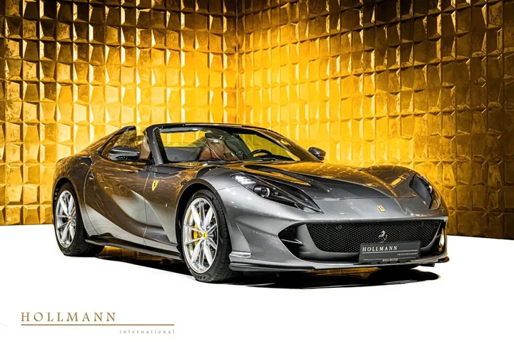 Ferrari 812