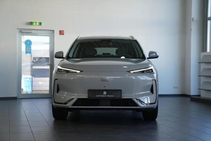 Geely E5