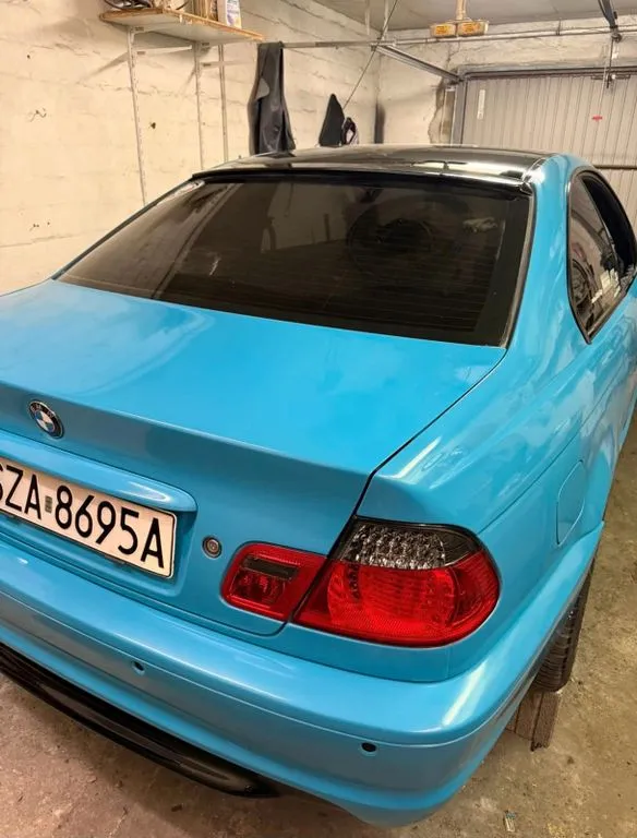 BMW 320