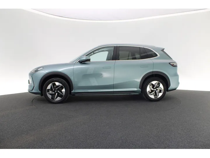 Geely E5