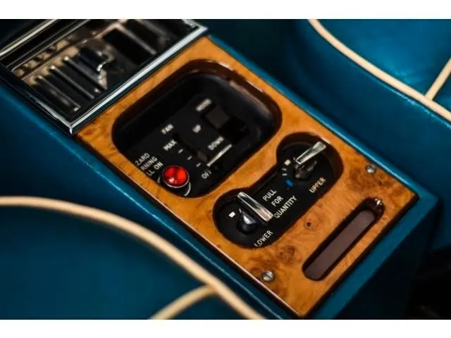 Rolls-Royce Corniche