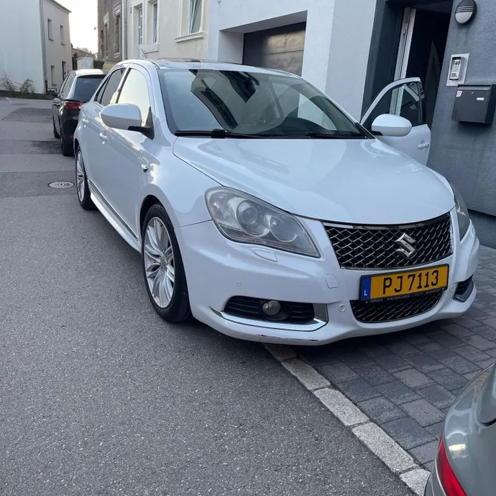 Suzuki Kizashi