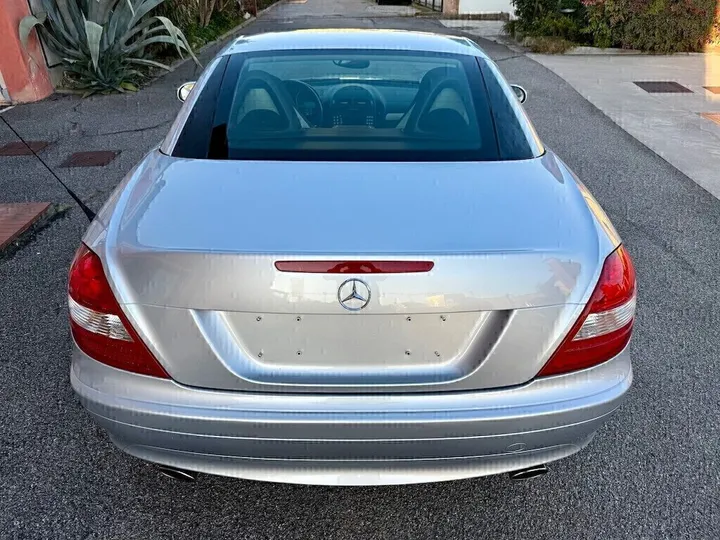 Mercedes-Benz SLK 200