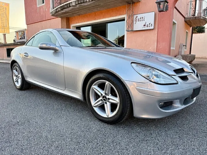 Mercedes-Benz SLK 200