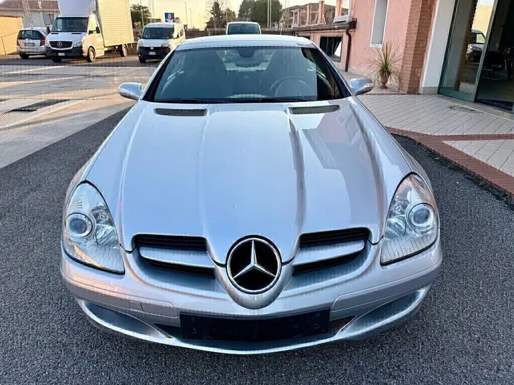Mercedes-Benz SLK 200
