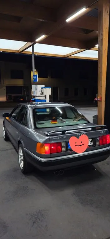 Audi 100