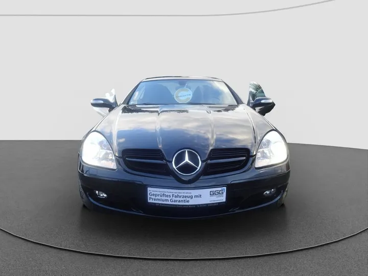 Mercedes-Benz SLK 200