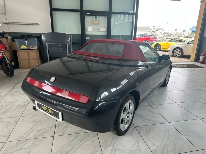 Alfa Romeo GTV