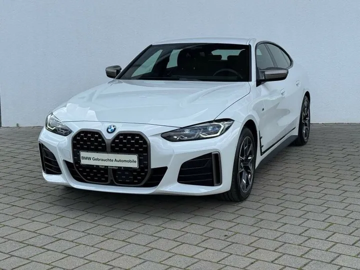 BMW M440