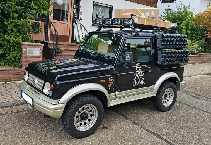 Suzuki SJ Samurai