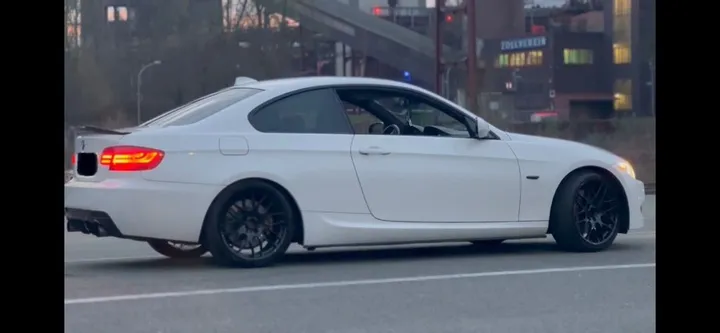 BMW 335