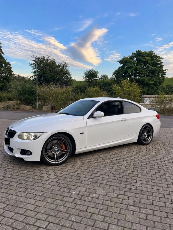 BMW 335