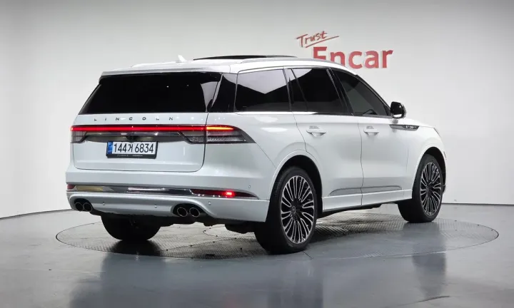 Lincoln Aviator