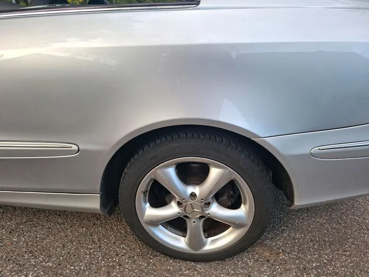 Mercedes-Benz CLK 320