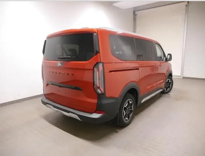 Ford Tourneo Custom
