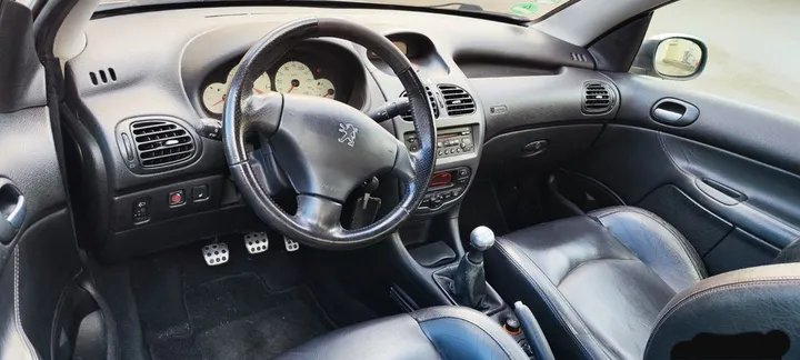 Peugeot 206