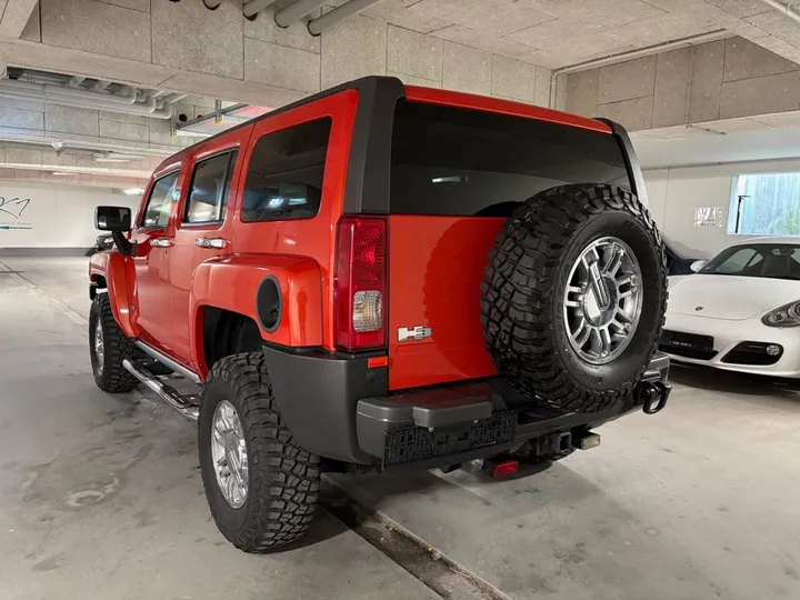 Hummer H3