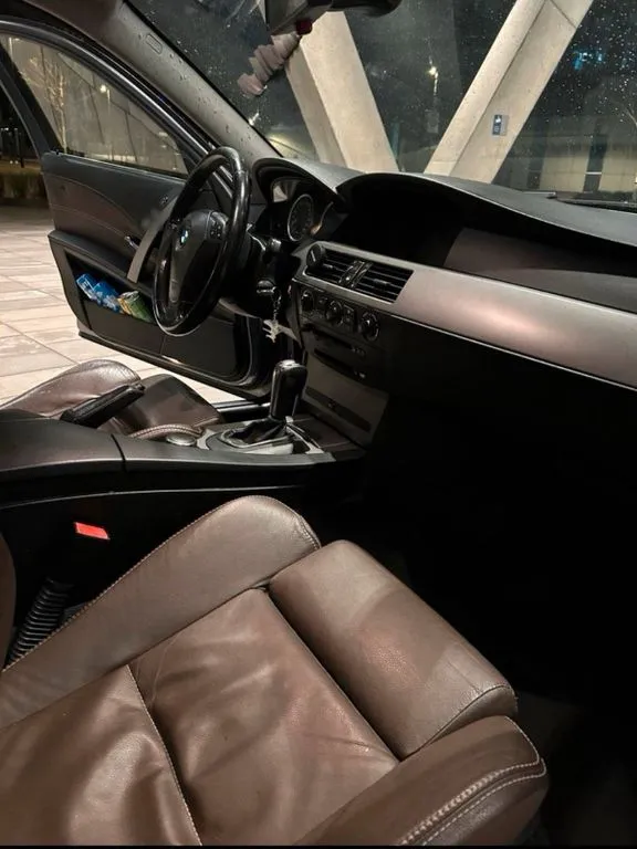 BMW 525